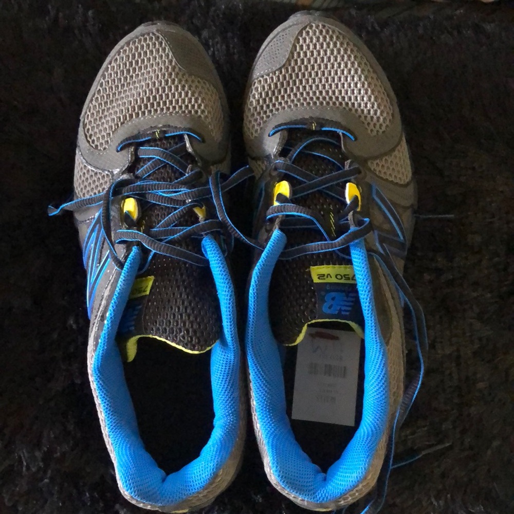 New Balance sneakers worn once
